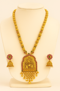 Collier de bijoux temple en or élevé serti de bijoux de mariage traditionnels indiens Ram Darbar avec finition en or antique - Product Image 2