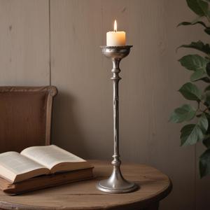 Bougeoir en métal vintage contemporain en forme de pilier en aluminium antique pour la décoration de la maison pour Noël - Product Image 2