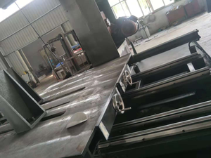 Máquina de sierra vertical 4KW 1000 con reductor de turbina para corte de metal de profundidad de garganta de mm - Product Image 3