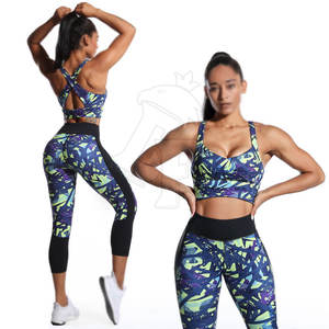 ชุดโยคะพิมพ์ลายสำหรับผู้หญิงวัสดุอ่อนนุ่มช่วยพยุงและใส่สบายสำหรับโยคะและฟิตเนส - Product Image 1