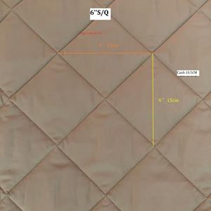 Acolchado moderno de poliéster 100%, patrón bordado cuadrado de 6 pulgadas, 2-5 capas, alto estándar para uso doméstico en hoteles, precio razonable - Product Image 1