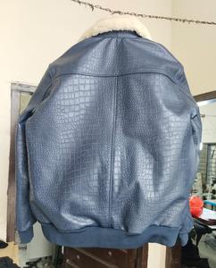 Blouson Bomber Homme OEM en Cuir de Mouton Véritable de Haute Qualité, Imperméable, Épais, Grande Taille, avec Fermeture Éclair, Gaufré, Coupe Ajustée, Style Vintage, Hiver - Product Image 3