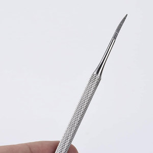 Limpiador de uñas de acero inoxidable de doble cabeza, levantador de limas de uñas encarnadas, removedor de cutículas antideslizante con selecciones de suciedad de uñas de doble punta - Product Image 5