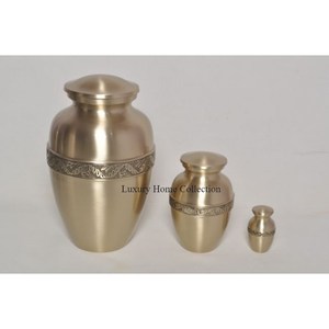 Modern Standard Design Gold Plated Sustainable Memorial <b>Ashes</b> Cinerary <b>Casket</b> Indian Handcrafted Brass <b>Ashes</b> Urns Funeral Supply - Product Image 1