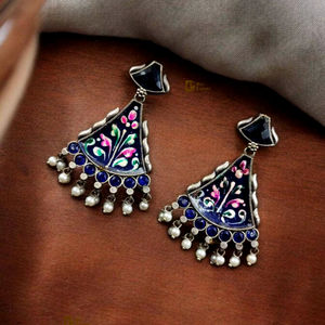 ต่างหูเงินเพ้นท์ด้วยมือประดับหินโมนาลิซ่าหลากสีชุดปาร์ตี้ลำลองทำมือสินค้าจำนวนมากทำด้วยมือด้วยเพชรมุก - Product Image 1