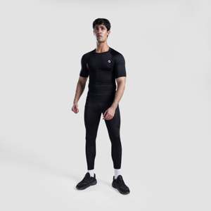 T-shirt de sport de compression haute performance GA 2.0 noir uni, coupe ajustée, manches courtes, tissu tricoté léger 200 grammes, pour l'exercice - Product Image 4