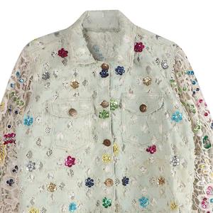 Veste polyvalente pour femmes Urban Ready, conçue pour un superposition facile et un style extérieur contemporain intemporel et tendance, en provenance d'Inde - Product Image 5