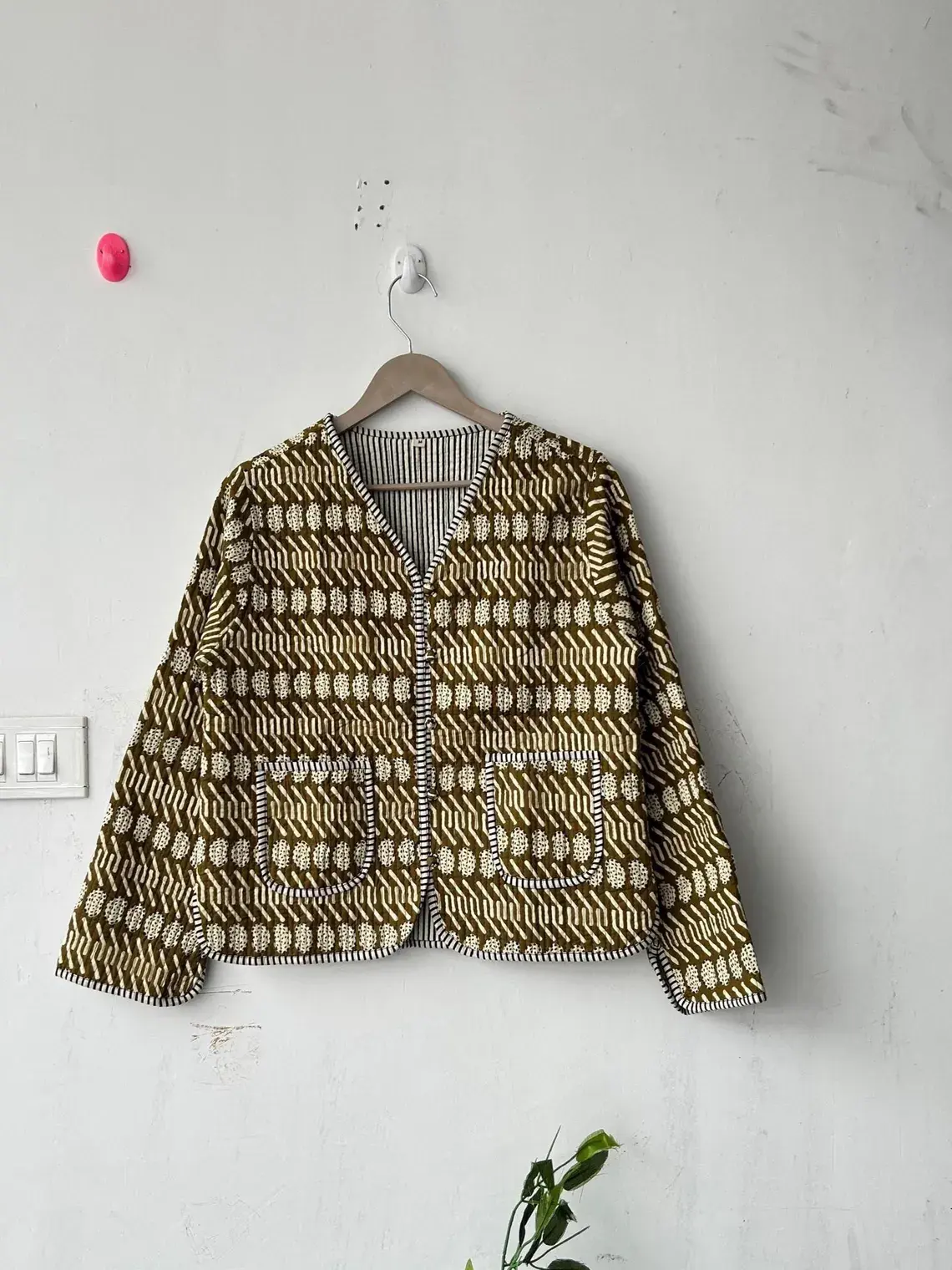 สีน้ำตาล