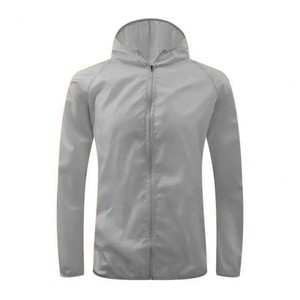 Veste coupe-vent de sport légère pour hommes personnalisée-Veste coupe-vent imperméable à capuche unisexe - Product Image 6