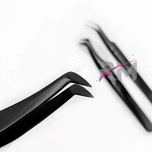 RMI แหนบต่อขนตาสีดำพลาสม่าที่มีคุณภาพสูงสินค้าใหม่ที่กำลังมาแรงและมีดีไซน์ใหม่ - Product Image 1