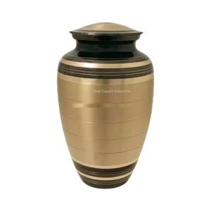 Urnes funéraires en laiton massif doré avec motif de feuilles Urne funéraire commémorative pour services funéraires Urnes pour adultes - Product Image 3