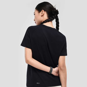 Camiseta OEM de estilo deportivo para mujer para gimnasio, camiseta elástica de yoga con función antibolitas, Impresión de logotipo personalizado para el verano - Product Image 3