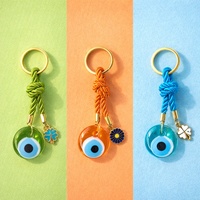 Juego de 3 llaveros de ojo turco con diseños de amuletos coloridos y variados, llavero Nazar de 3 cm, juego de regalo de recuerdo turco de acero inoxidable KEC-D2