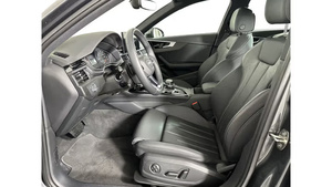 2025 Audi A4 S line 45 TFSI Qu A T ใช้อย่างประณีต - Product Image 6