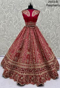 Ropa de novia de seda Cadbury con bordado múltiple Lehenga Choli Fabricante y proveedor de Surat a la tarifa más baja - Product Image 3