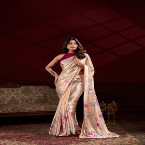 Style moderne à la mode dernière à la mode belle impression florale de soie de satin avec la frontière de dentelle de perle Saree femme exportateur de mode - Product Image 1