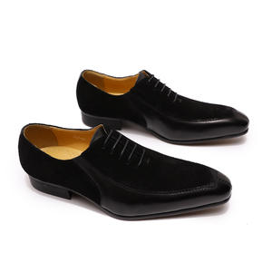 Zapatos de cuero para hombre estilo británico, zapatos informales formales con patrón tallado vintage, duraderos y antideslizantes para fiesta de oficina - Product Image 3