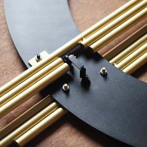 Colgante de pared de hierro inspirado en el arte minimalista de alta calidad y mejor diseño para decoración de estudio y apartamento a precio mayorista - Product Image 5