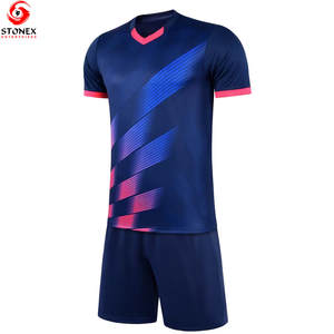 Uniformes de Fútbol Profesionales de Alta Calidad, Transpirables, 100% Poliéster, Secado Rápido, Ligeros, Diseña Tus Propios Uniformes - Product Image 2