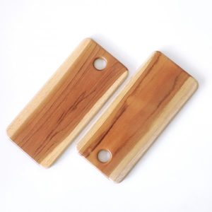 Tabla de cortar de teca rectangular Wira con acabado marrón natural. - Product Image 6