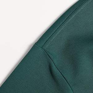 Sudadera de cuello redondo Lisa personalizada al por mayor para hombre detalle de bolsillo jersey con hombros caídos ropa de calle Sudadera con capucha de moda - Product Image 4