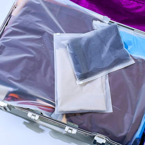 חם מוכר מט קפוא cpe zipper עם לולר לוגו מוברש מותאם אישית שקיות פלסטיק עבור אריזת בגדים - Product Image 2