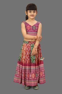 Ensemble Lehenga Choli Traditionnel Shoryam Fashion Bandhani Rose pour Enfants |   Robe longue pour filles, séchage rapide, pour Diwali, mariage, fête, 2-8 ans - Product Image 2