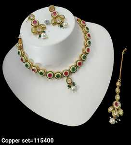 ENSEMBLE DE BIJOUX INDIENS TRADITIONNELS ET À LA MODE EN CUIVRE ENSEMBLE DE BIJOUX DE MARIAGE POUR FEMMES BOUCLES D'OREILLES ET COLLIER - Product Image 2