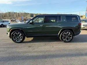 USADO LHD/RHD 2024 RIVIAN R1S ADVENTURE - Product Image 2