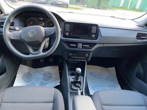 Volkswagen Polo muy limpio y asequible en venta - Product Image 6