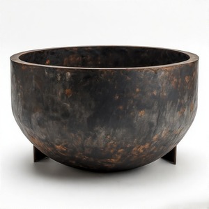 Foyer d'extérieur UrbanForge avec bol de foyer à texture métallique martelée pour jardin extérieur, patio, chauffage, camping et décoration. - Product Image 5