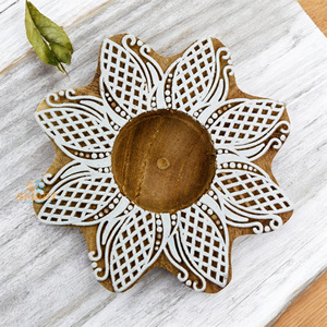 Portavelas de Madera en Forma de Estrella, Hecho a Mano, Ecológico, Impreso en 2 Colores (Sin Vela), Oferta Inteligente y Moderna para Festivales - Product Image 2