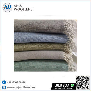 Couvertures à chevrons Couvertures en laine douce de haute qualité avec utilisation taille de jet double reine complète par Anuj Woollens - Product Image 4