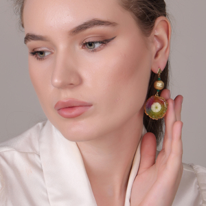 Pendientes de gota chapados en oro de 18 quilates de cuarzo Solar Dua, joyería de piedras preciosas multicolor hecha a mano para mujer, estilo moderno hecho de latón - Product Image 5