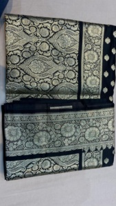 ส่าหรีผ้าไหมผ้าลาย Paisley ทำจากเส้นใยสีฟ้าออกแบบได้ตามต้องการผลิตจากเส้นขอบสีทองที่เหมาะสำหรับการขายต่อโดยร้านขายเสื้อผ้า - Product Image 4