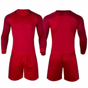 เสื้อและกางเกงขาสั้นของทีมฟุตบอลสำหรับเยาวชนและผู้ใหญ่เสื้อระบายอากาศได้พิมพ์โลโก้ของทีม - Product Image 2