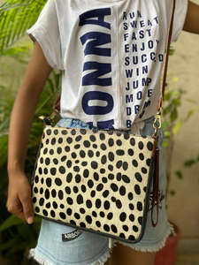 กระเป๋าถือหนังแท้พิมพ์ลายสัตว์หนังวัวแท้มีสไตล์ใหม่กระเป๋าถือหนังคาวไฮด์อเนกประสงค์ใส่ข้อมือได้มากหนังวัว100% คุณภาพสูง - Product Image 3