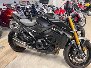 Moto sportive d'occasion 2022 GSX-S1000 Naked Essence Manuelle Euro 5 (152 ch) 999cc Design Racing Motos de Route à Vendre - Product Image 2