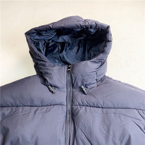 Abrigo de invierno brillante para hombre Chaqueta acolchada personalizada - Product Image 4