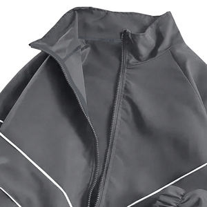 Veste de pluie imperméable décontractée pour hommes coupe-vent de randonnée en polyester et nylon avec impression - Product Image 6