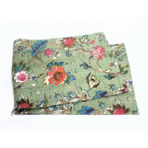 Venta al por mayor lote indio nuevo edredón Kantha hecho a mano última pantalla impresión tela de algodón edredón Kantha para el hogar Hotel Picnic - Product Image 3