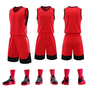 Conjunto de ropa deportiva de poliéster BSCI de secado rápido para hombres, uniforme de entrenamiento de baloncesto de talla grande con diseño de malla en blanco impreso - Product Image 5