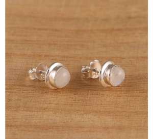 Pendientes de tuerca de piedra lunar arcoíris de plata de ley sólida de 9mm Con piedra lunar arcoíris Natural de 6mm 925 estampada para ocasiones de fiesta - Product Image 5