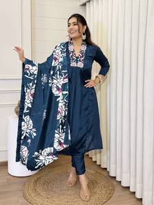 Venta al por mayor exclusiva Chinon Kurti Bottom & Dupatta colección para fiesta totalmente catalogada - Product Image 2