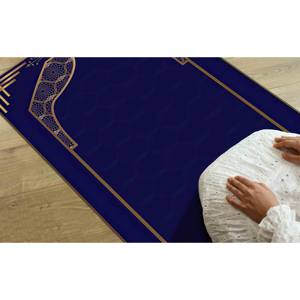 พรมละหมาดสีน้ำเงินและสีทอง: พรมสำหรับการละหมาดของชาวมุสลิมที่สวยงาม พรมบางแบบไม่ถักทอ - Product Image 3