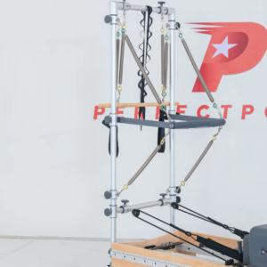 Reformer <span class=keywords><strong>de</strong></span> <span class=keywords><strong>Pilates</strong></span> con <span class=keywords><strong>Torre</strong></span> <span class=keywords><strong>de</strong></span> Alta Calidad, Medio Trapecio <span class=keywords><strong>de</strong></span> Madera, Reformer Clínico <span class=keywords><strong>de</strong></span> Microfibra con <span class=keywords><strong>Torre</strong></span> - Product Image 2