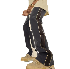 Streetwear pantalones de chándal holgados 100% algodón en Color negro nueva moda pantalones de chándal de algodón hombres pantalones de chándal acampanados holgados - Product Image 5