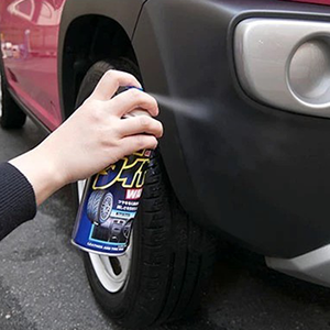 Cera para Neumáticos de Plástico Resistente para el Cuidado de Taxis y Vehículos Compartidos, Marca SOFT99, Japón - Product Image 5