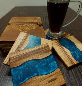 Sous-verres élégants et pratiques inspirés de l'art populaire, en bois naturel et résine, protection pour table basse, artisanat, décoration intérieure, modèle style amour - Product Image 4