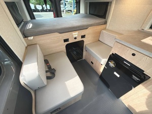 VENTAS DE NUEVOS MODELOS Modernos: Autocaravanas T-h-o-r C-o-l-e-m-a-n 17D 36C 2027, LISTAS PARA ENVÍO - Product Image 2